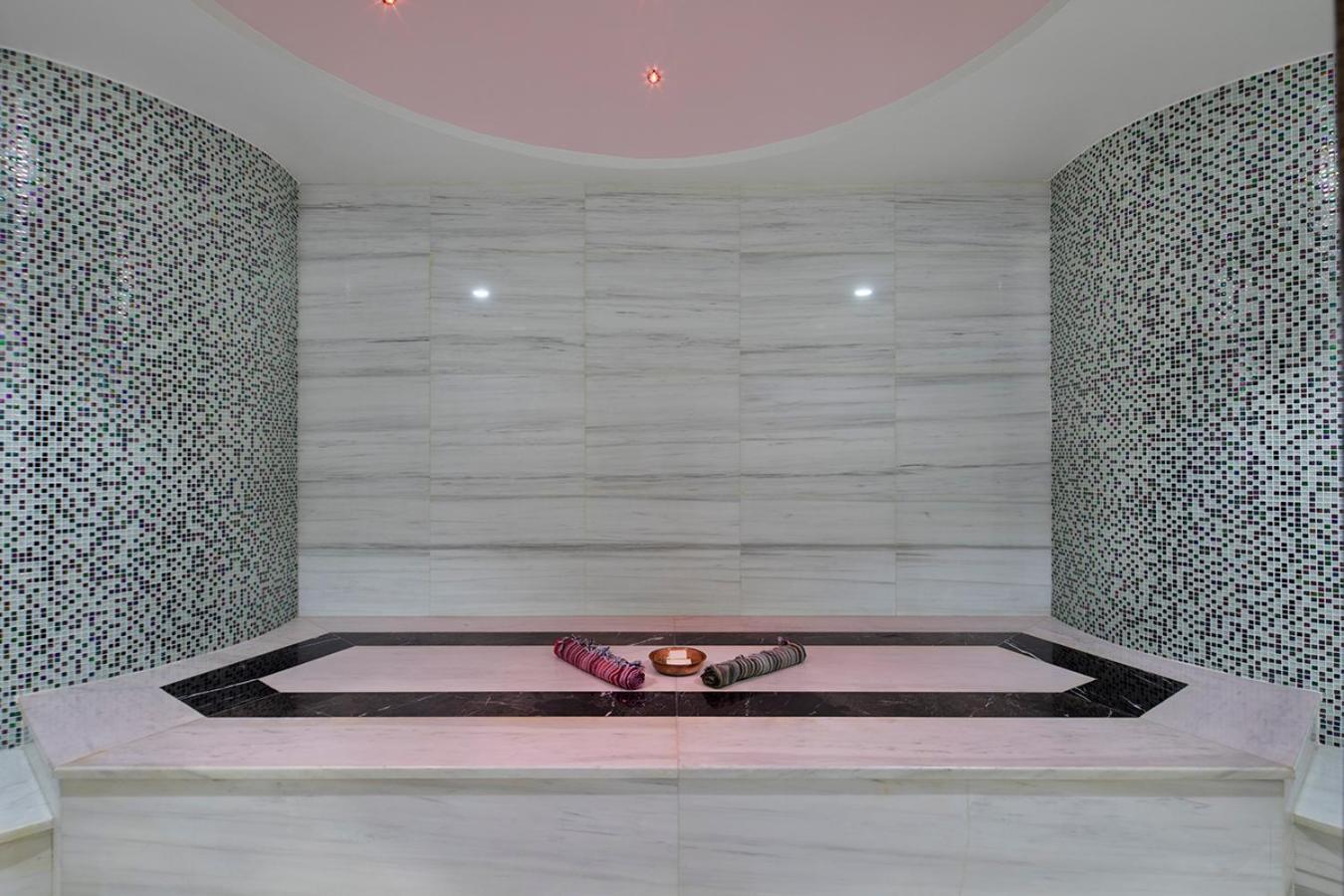 Hotel Grand Millennium Konya Exterior foto